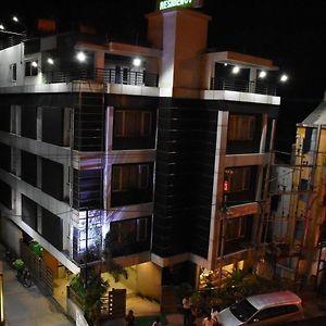 Everest Park Residency